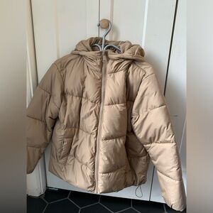 Beige puffer jacket NWOT